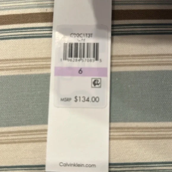 Calvin Klein Elegant White Cap Sleeve Dress - Picture 2 of 2